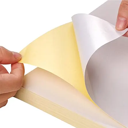 Papier autocollant